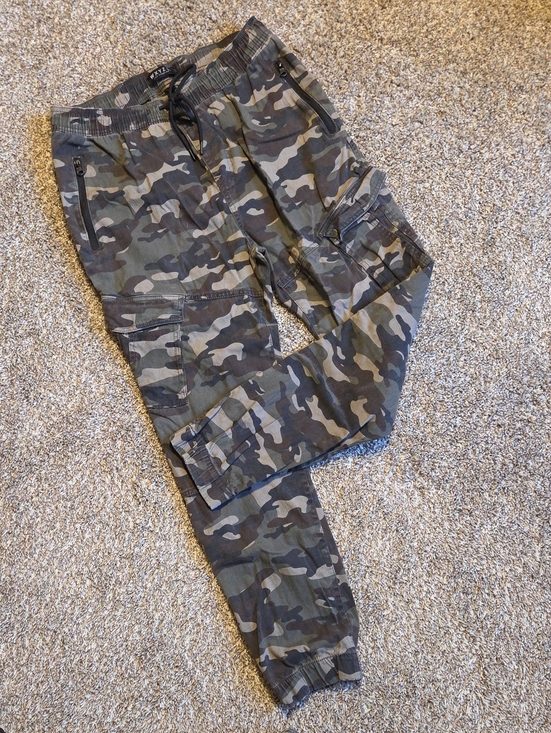 Wxyz Other - WXYZ Los Angeles Camo Cargo Jogger Pants